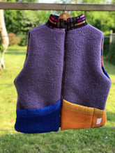 Charger l'image dans la galerie, Gilet Oiseau multicolor