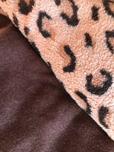 Charger l'image dans la galerie, Pré-commande Pull Léopard