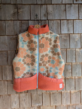 Charger l'image dans la galerie, Gilet fleurs orange et bleu - L/XL
