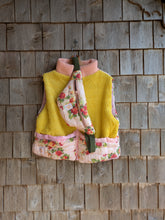Charger l'image dans la galerie, ensemble Gilet Fleuri et sa banane