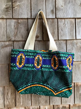 Charger l'image dans la galerie, Tote-bag Wax vert
