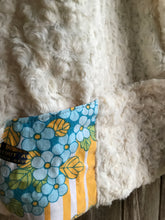 Charger l'image dans la galerie, Gilet Doux Bleuets
