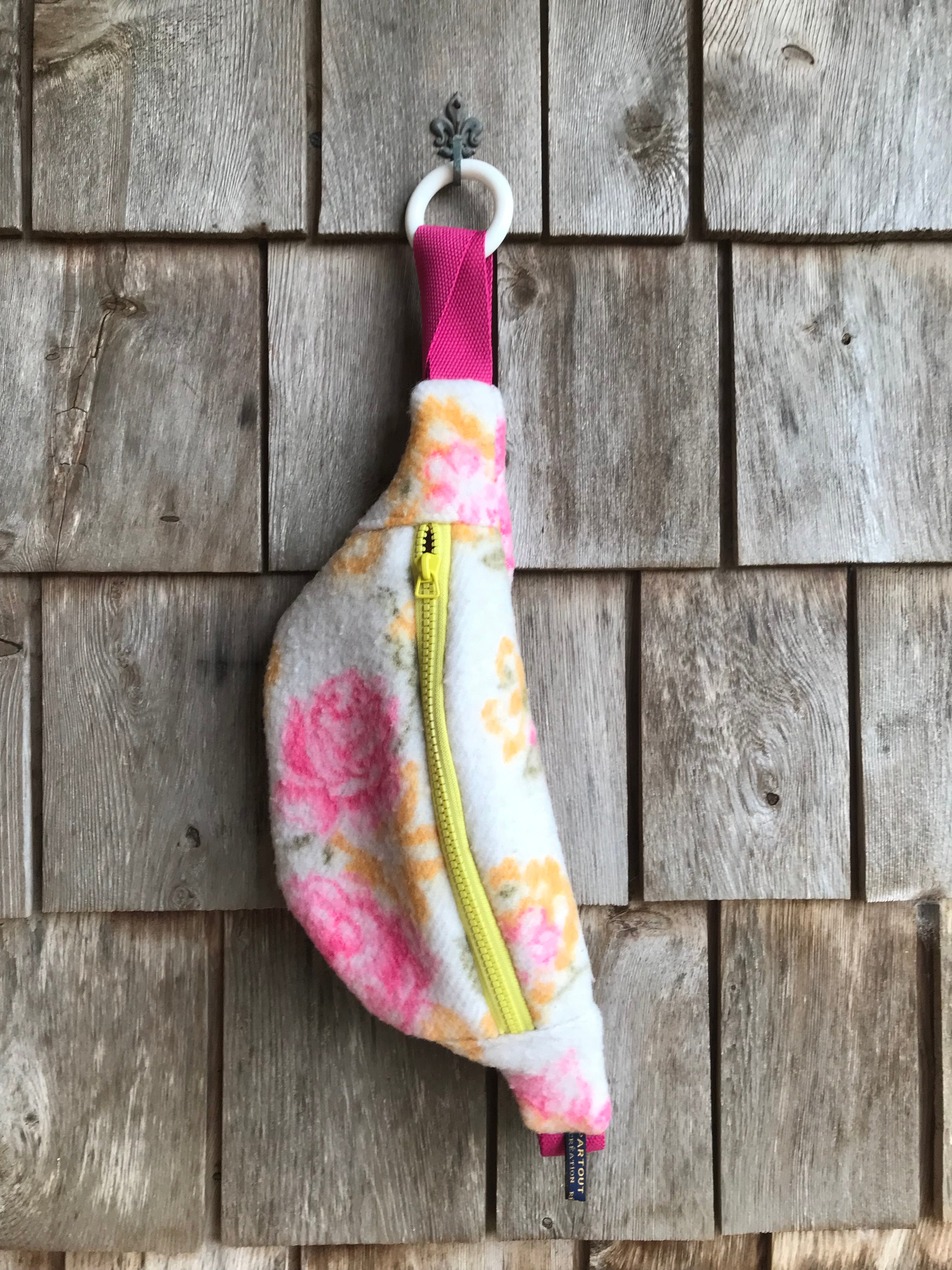 Mini Banane laine fleurie