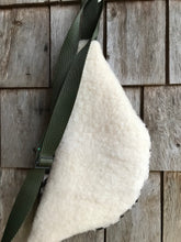 Charger l'image dans la galerie, Petite Banane Sherpa léopard
