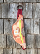 Charger l'image dans la galerie, Mini Banane laine Brique
