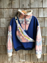 Charger l'image dans la galerie, Petite Banane laine Rose Bleu
