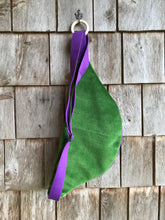 Charger l'image dans la galerie, Petite Banane velours canevas
