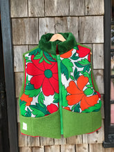 Charger l'image dans la galerie, Gilet Rouge &amp; Vert M/L
