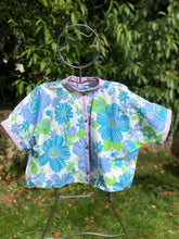Charger l&#39;image dans la galerie, Chemise Courte fleur bleue

