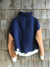 Charger l'image dans la galerie, Pull Beige &amp; Bleu - M/L
