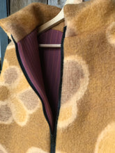 Charger l'image dans la galerie, Gilet Camel L/XL
