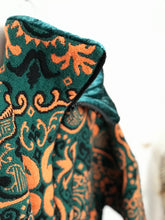 Charger l&#39;image dans la galerie, Pull à franges Vert&amp;Orange - M/L

