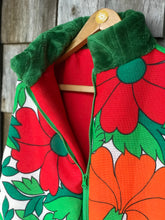 Charger l&#39;image dans la galerie, Gilet Vert et Rouge M/L
