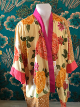 Charger l&#39;image dans la galerie, Kimono Fleur Moutarde
