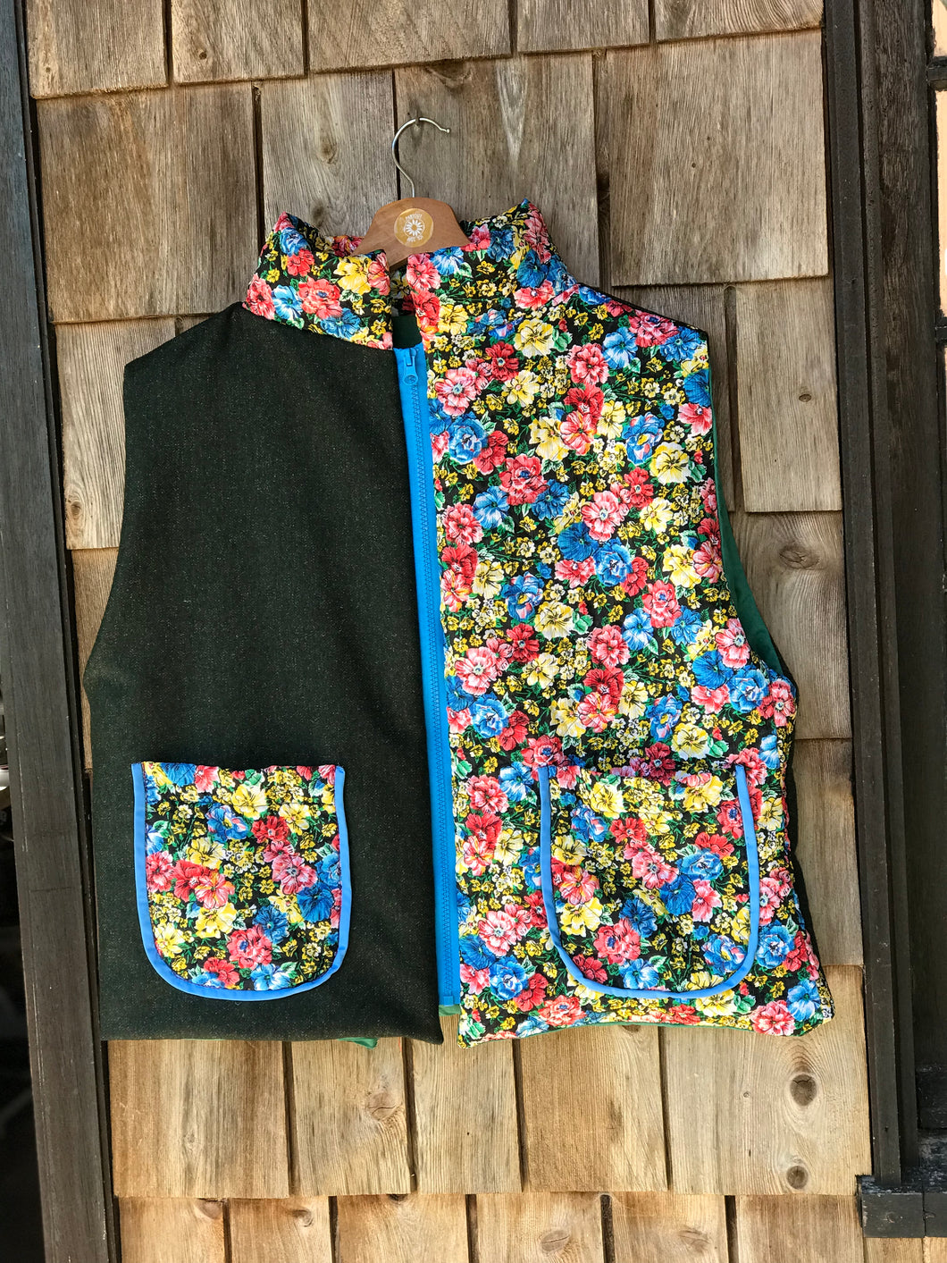 Gilet Kaki et fleurs M/L