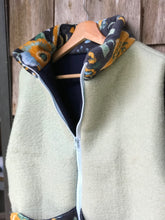 Charger l&#39;image dans la galerie, Gilet Vert et jaune M/L
