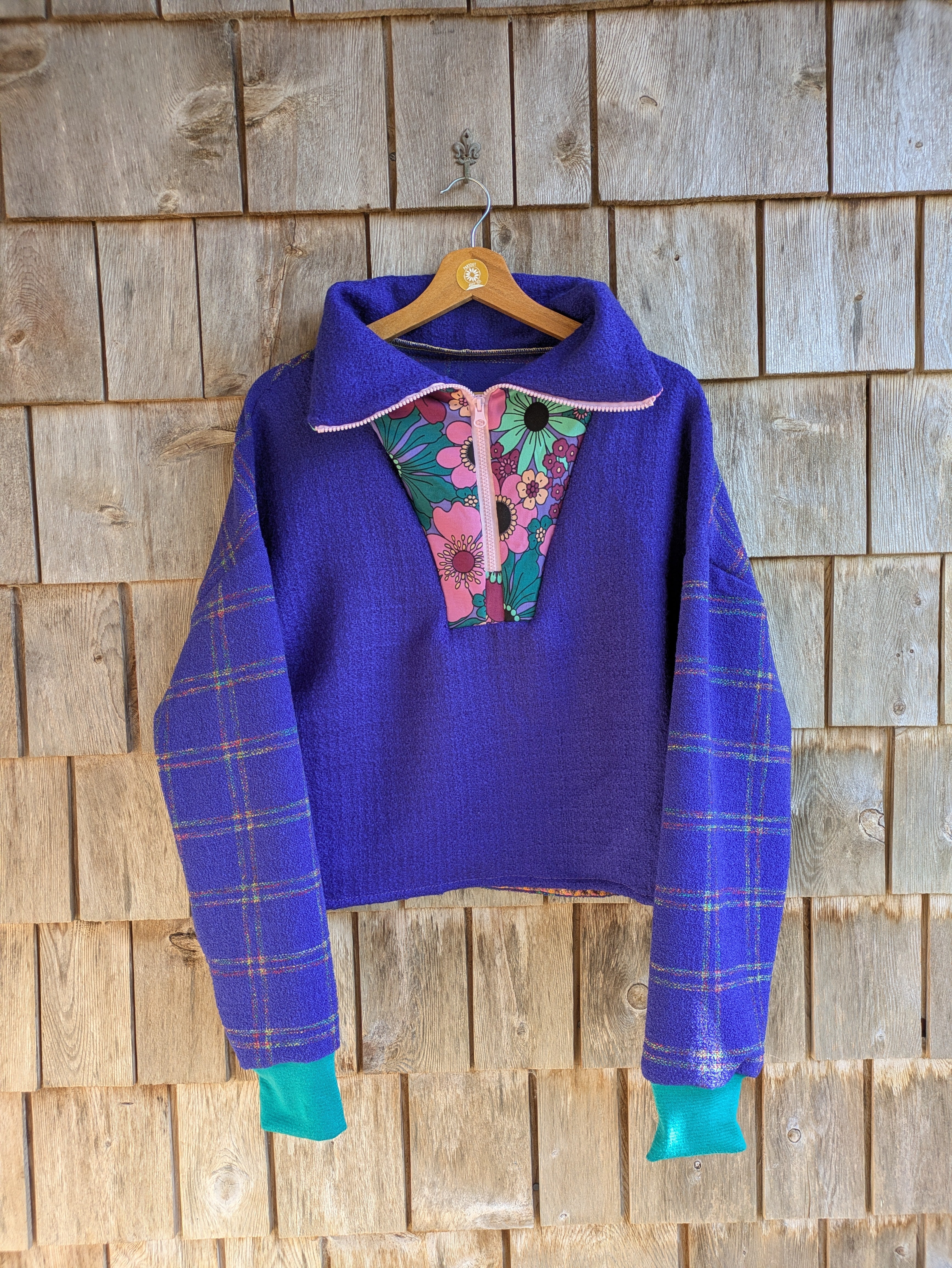 Pull Mauve et fleurs - M/L