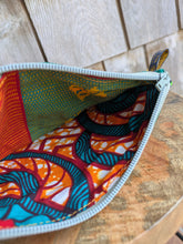 Charger l'image dans la galerie, Pochette zippée Wax jardin

