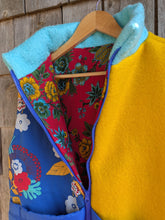 Charger l'image dans la galerie, Gilet Fleurs Jaune M/L

