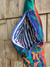 Charger l'image dans la galerie, Petite Banane Orange &amp; bleu
