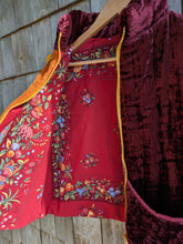 Charger l'image dans la galerie, Gilet Orange et bordeaux M/L
