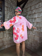 Charger l'image dans la galerie, Kimono rose et léopard
