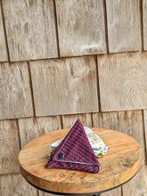 Charger l'image dans la galerie, Pochette triangle Chic
