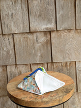 Charger l'image dans la galerie, Pochette triangle pastel

