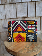 Charger l'image dans la galerie, Pochette zippée Wax folie
